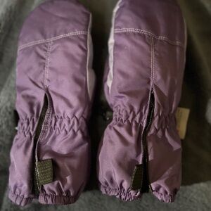 3M Thinsulate Purple Mittens for Kids